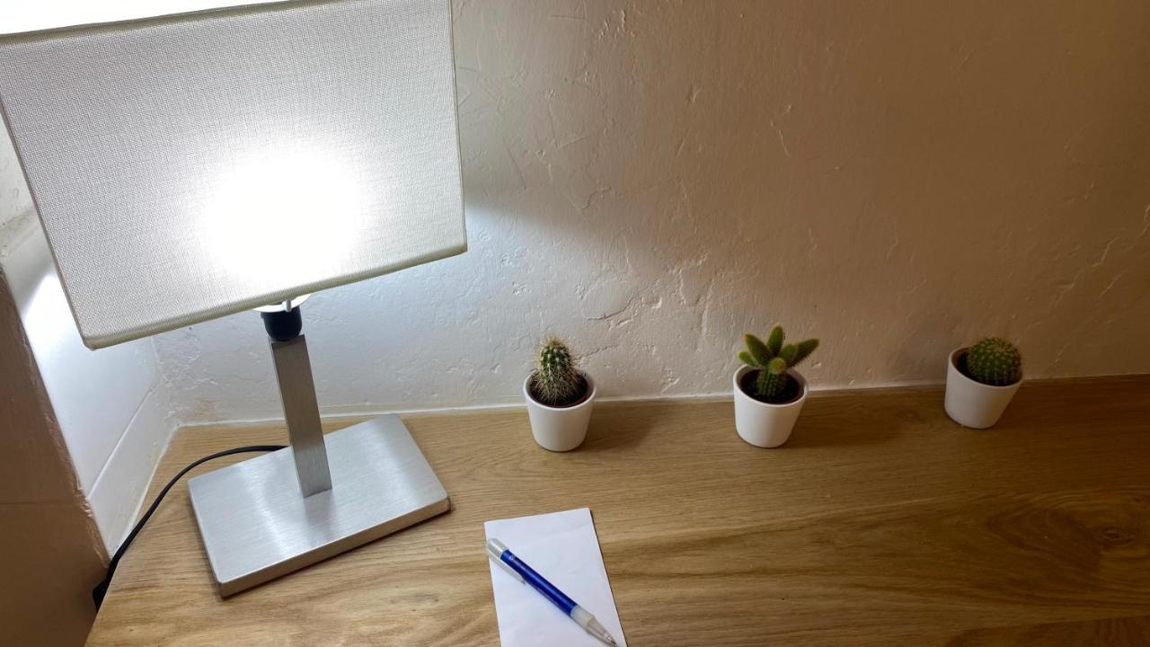 Studio "Les Cactus" Avec Terrasse A 5 Min A Pied De La Plage Νίκαια Εξωτερικό φωτογραφία