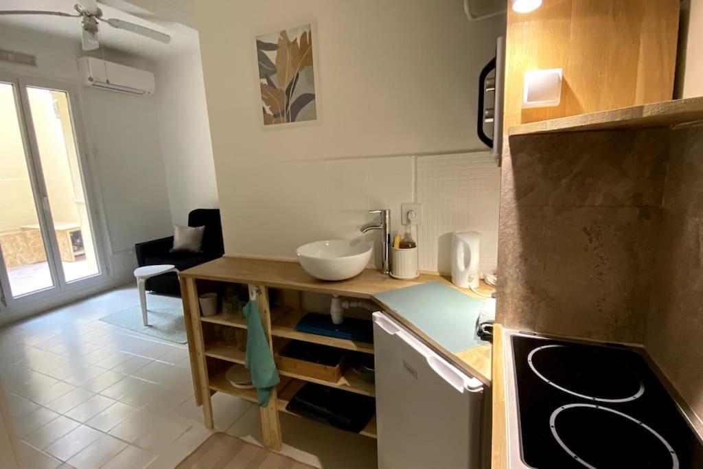 Studio "Les Cactus" Avec Terrasse A 5 Min A Pied De La Plage Νίκαια Εξωτερικό φωτογραφία